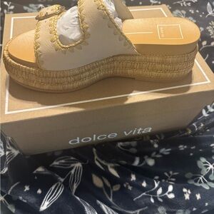 Dolce Vita Sandals